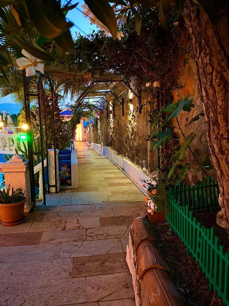 Aspat Hotel Bodrum - Beach&Restaurant Eksteriør bilde